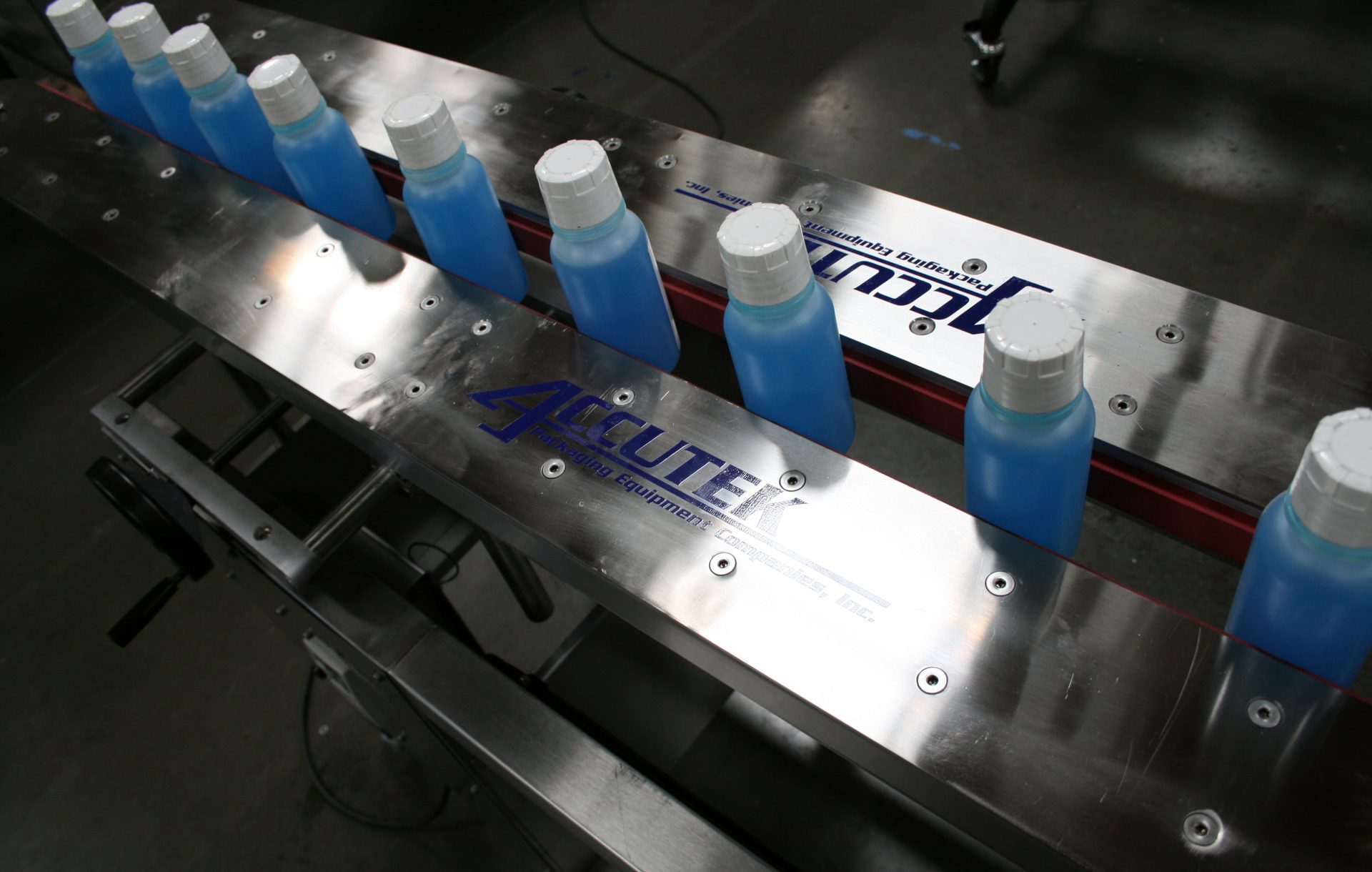Bottomless Conveyor | Accutek Packaging Equipment